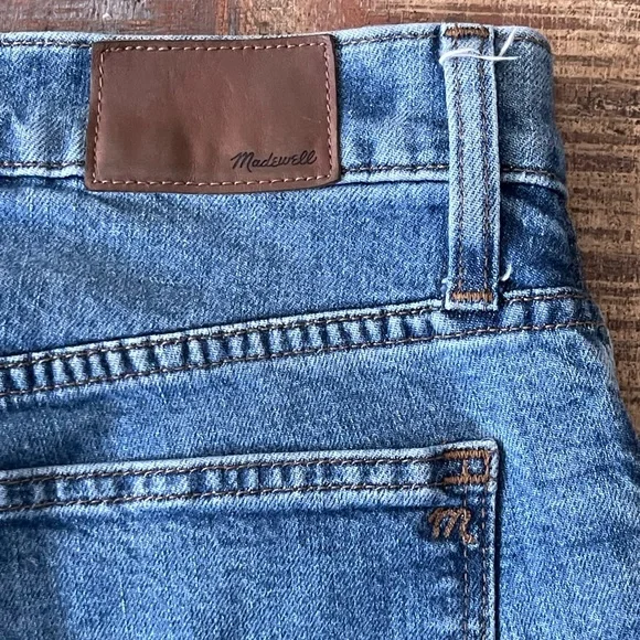 Madewell 9” inch High Rise Skinny - Picture 3 of 7